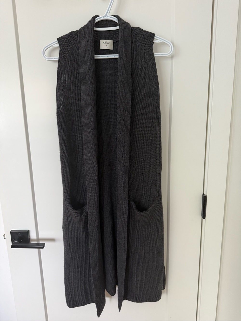Wilfred Olivie Sweater Vest